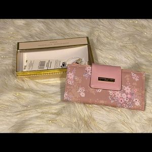 Adrienne Vittadini Studio Wallet NWT